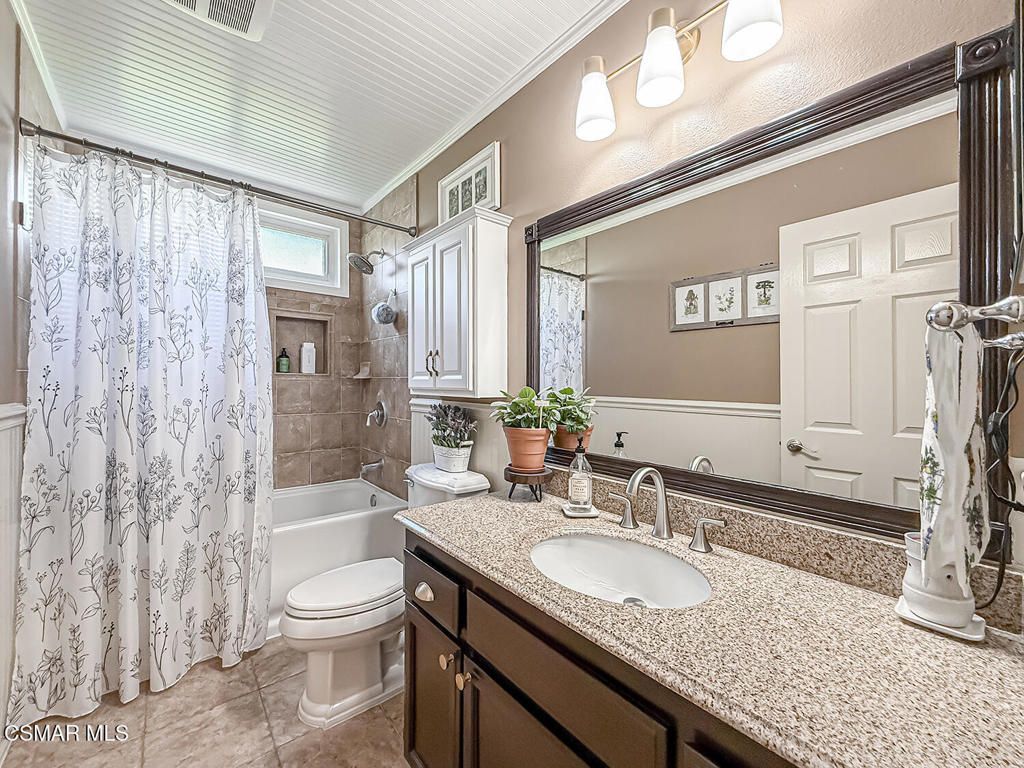 Image 15 of property listing at 1354 Casmalia Court, Simi Valley, CA 93065