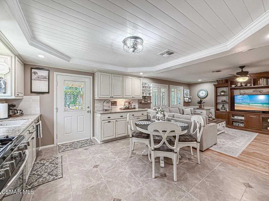 Image 5 of property listing at 1354 Casmalia Court, Simi Valley, CA 93065