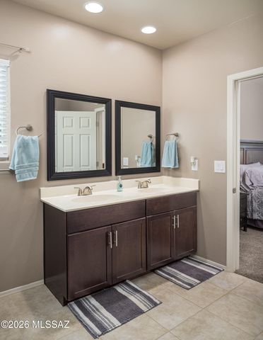 10907 W Claxton Drive, Marana, AZ 85653