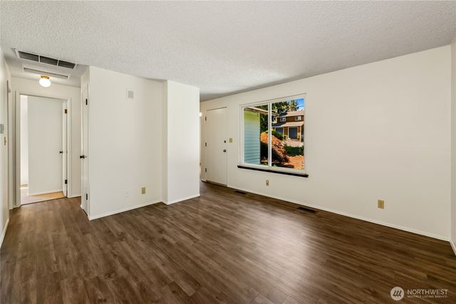 20813 53rd Avenue W, Lynnwood, WA 98036
