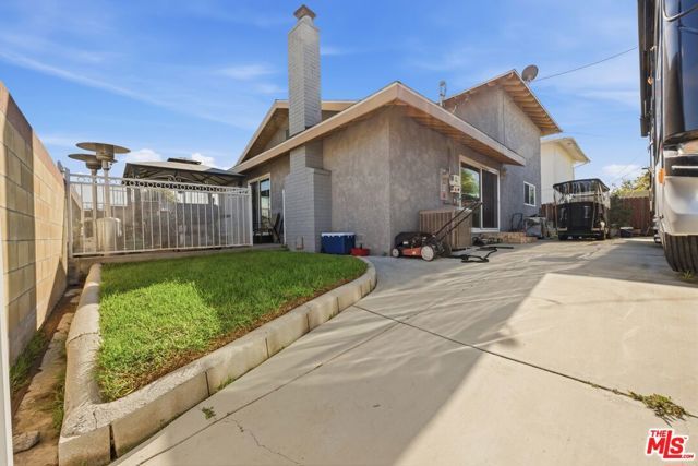 879 E Turmont Street, Carson, CA 90746