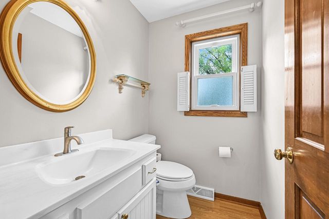 3665 Westwood DRIVE, Brookfield, WI 53005