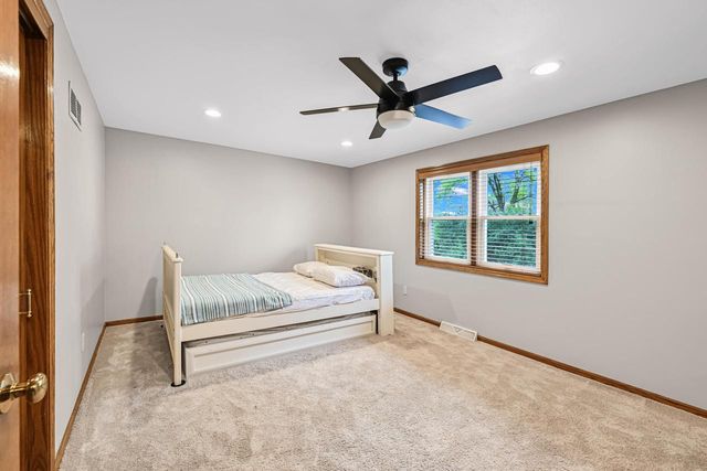 3665 Westwood DRIVE, Brookfield, WI 53005