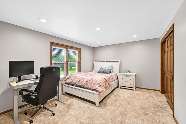 3665 Westwood DRIVE, Brookfield, WI 53005