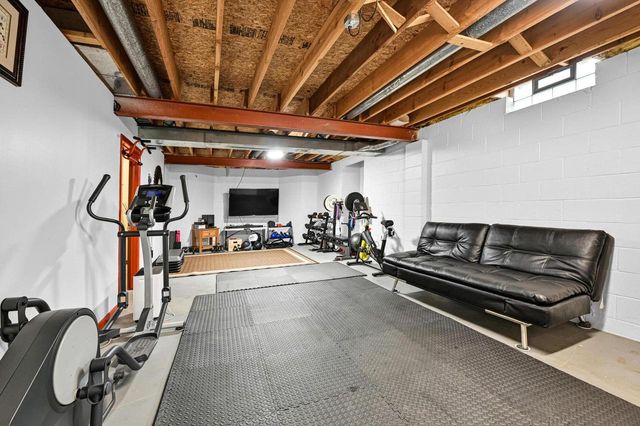 3665 Westwood DRIVE, Brookfield, WI 53005