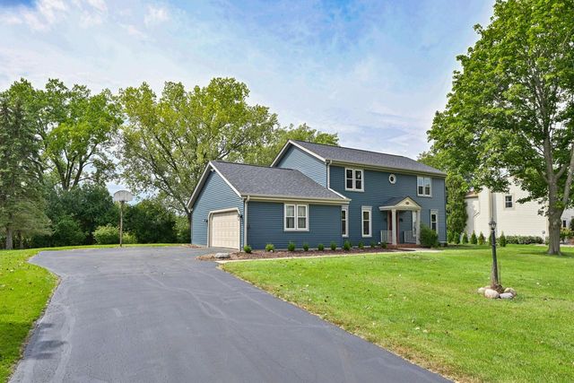 3665 Westwood DRIVE, Brookfield, WI 53005