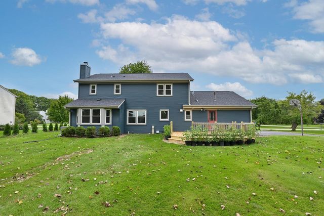 3665 Westwood DRIVE, Brookfield, WI 53005