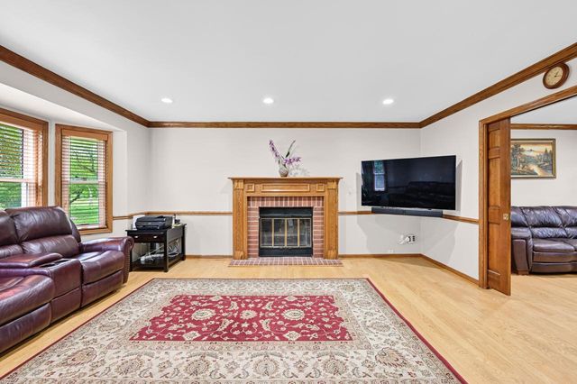 3665 Westwood DRIVE, Brookfield, WI 53005
