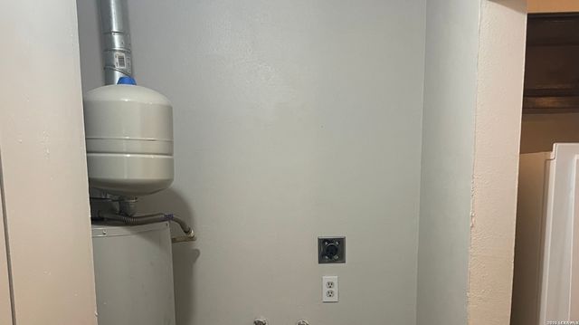 1714 Blue Ridge, San Antonio, TX 78228