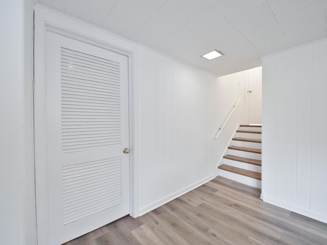 10107 Lawrence Court, Oak Lawn, IL 60453