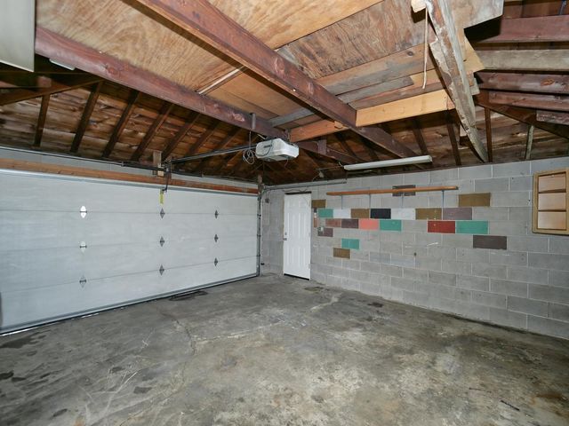 10107 Lawrence Court, Oak Lawn, IL 60453