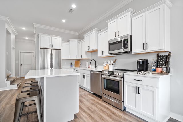 215 Long Beach Drive, Hot Springs, AR 71913