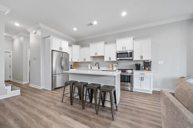 215 Long Beach Drive, Hot Springs, AR 71913