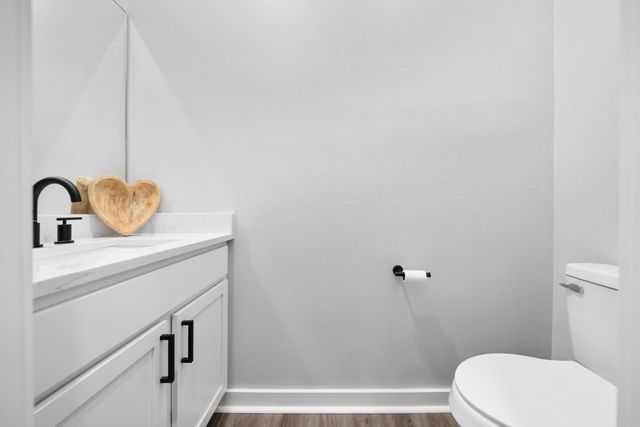 215 Long Beach Drive, Hot Springs, AR 71913