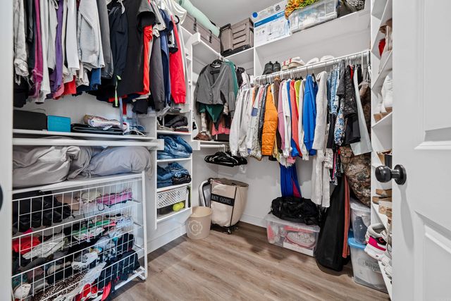 215 Long Beach Drive, Hot Springs, AR 71913