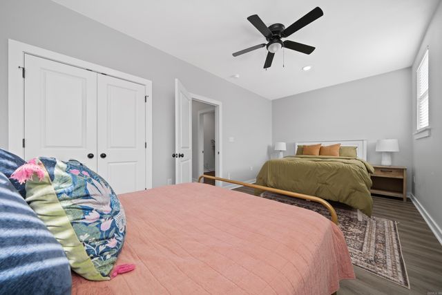 215 Long Beach Drive, Hot Springs, AR 71913