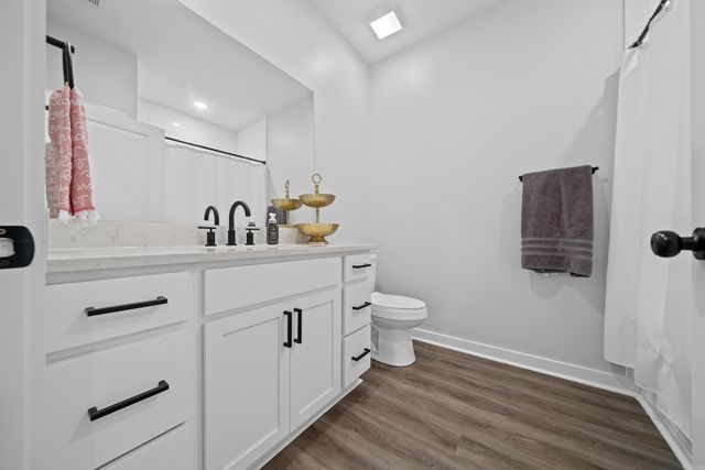 215 Long Beach Drive, Hot Springs, AR 71913