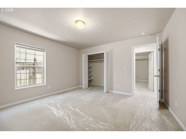 3466 AMBLESIDE Dr, Springfield, OR 97477