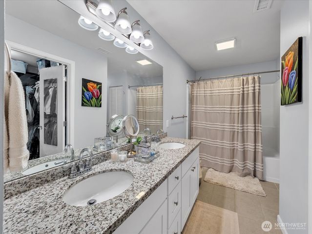 36522 SE Woody Creek Lane, Snoqualmie, WA 98065