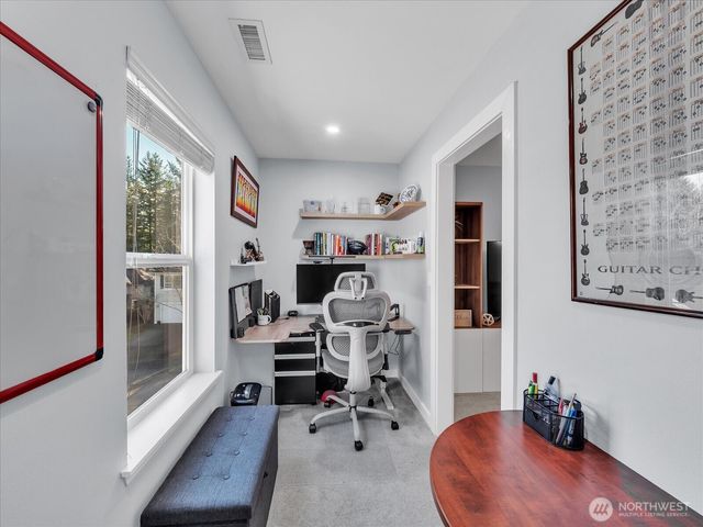 36522 SE Woody Creek Lane, Snoqualmie, WA 98065