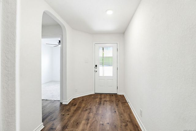 9916 Bratten Rise, San Antonio, TX 78254