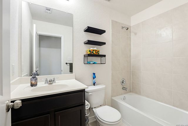 9916 Bratten Rise, San Antonio, TX 78254