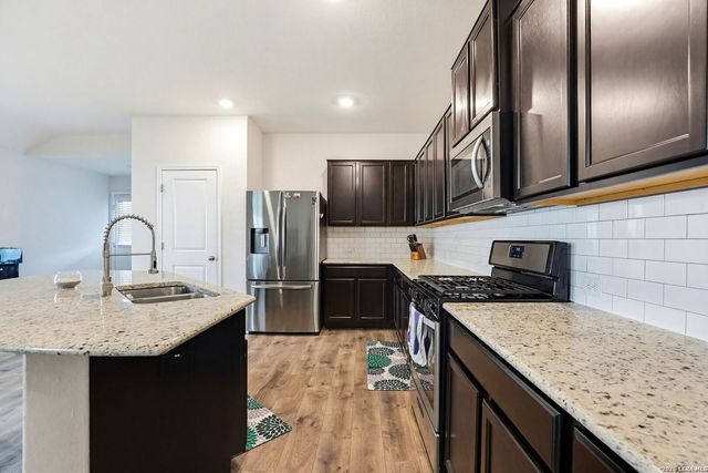 9916 Bratten Rise, San Antonio, TX 78254