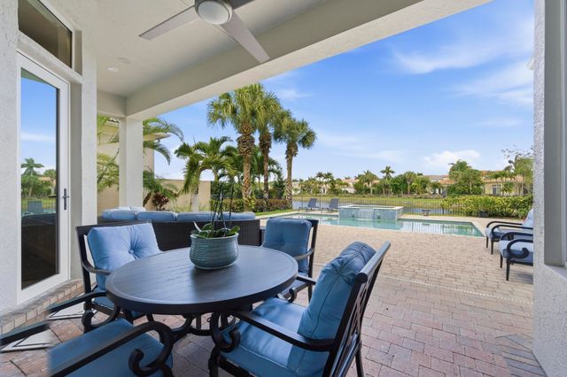 102 Tranquilla Drive, Palm Beach Gardens, FL 33418