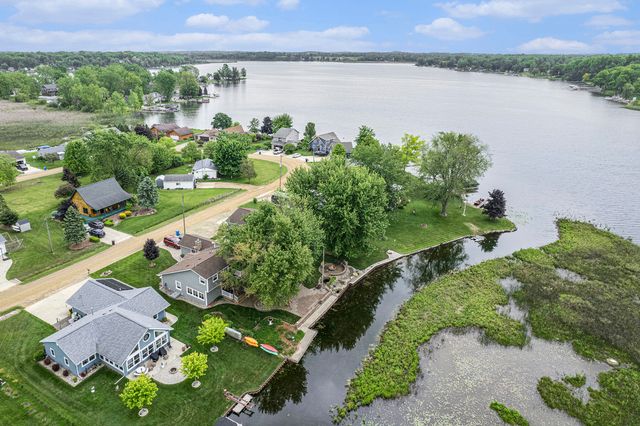 329 Pamela Circle, Brooklyn, MI 49230