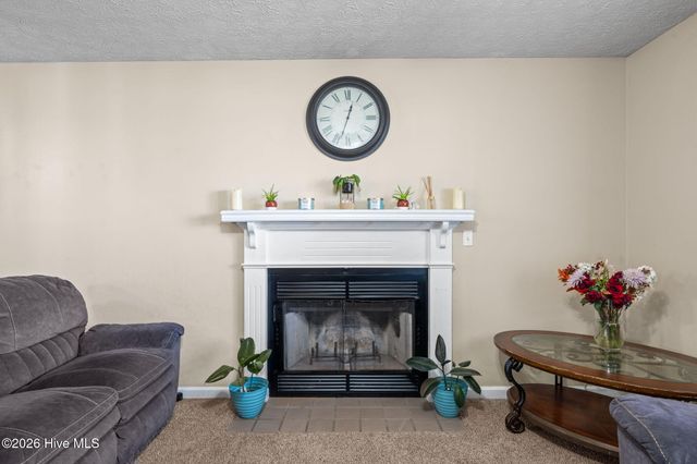 209 Devonshire Drive, Havelock, NC 28532