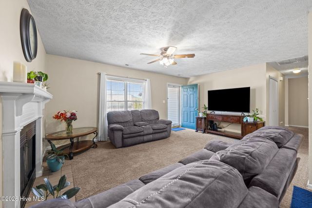 209 Devonshire Drive, Havelock, NC 28532