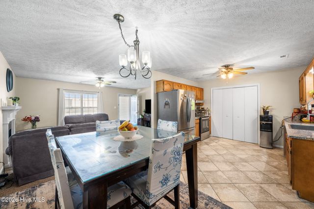 209 Devonshire Drive, Havelock, NC 28532