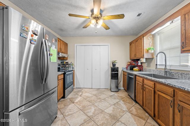 209 Devonshire Drive, Havelock, NC 28532