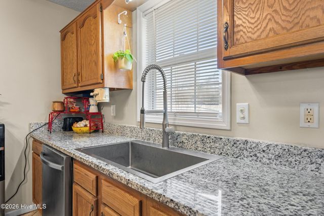 209 Devonshire Drive, Havelock, NC 28532