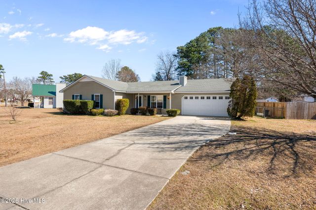 209 Devonshire Drive, Havelock, NC 28532