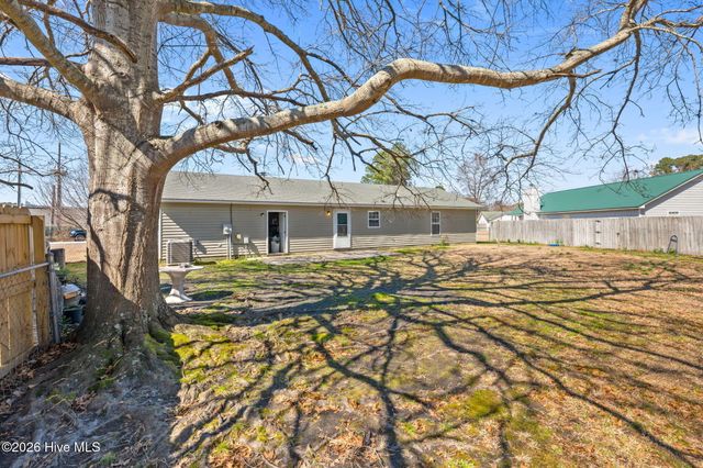 209 Devonshire Drive, Havelock, NC 28532