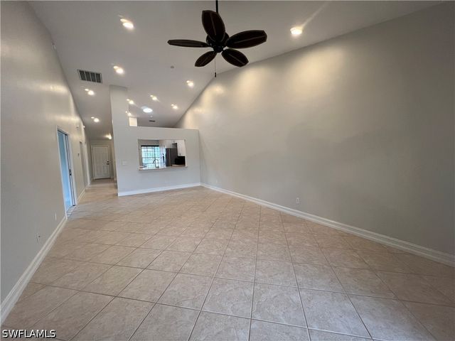 108 Tanglewood CT 131-1, Naples, FL 34113