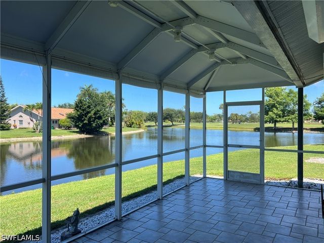 108 Tanglewood CT 131-1, Naples, FL 34113
