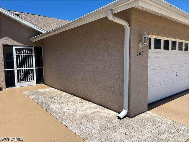 108 Tanglewood CT 131-1, Naples, FL 34113