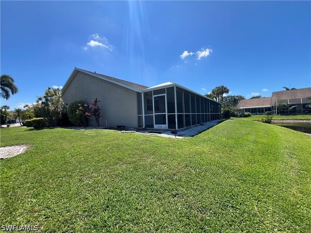 108 Tanglewood CT 131-1, Naples, FL 34113