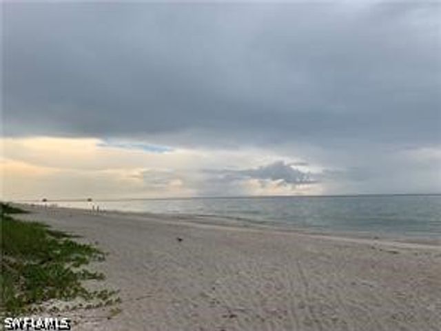 108 Tanglewood CT 131-1, Naples, FL 34113