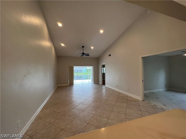 108 Tanglewood CT 131-1, Naples, FL 34113
