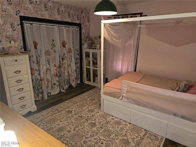 202 Meek Avenue, Byesville, OH 43723