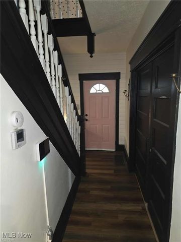 202 Meek Avenue, Byesville, OH 43723