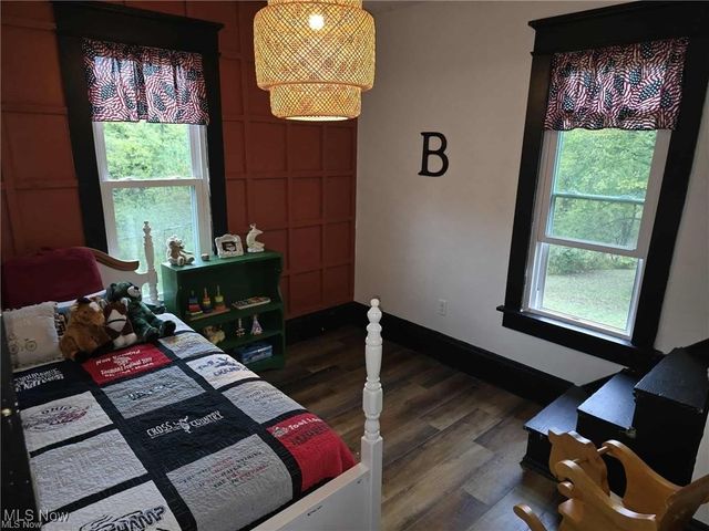 202 Meek Avenue, Byesville, OH 43723