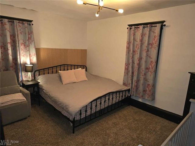 202 Meek Avenue, Byesville, OH 43723