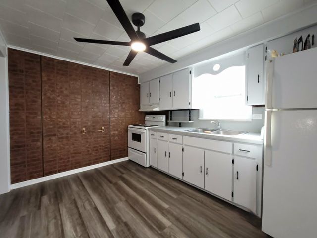 8273 Van Vleet Road, Gaines Twp, MI 48436