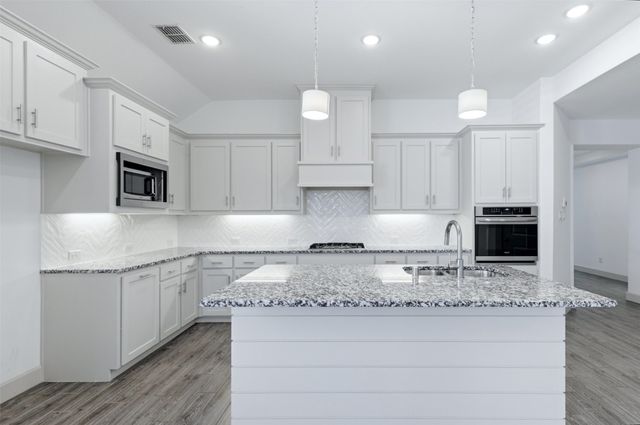 2281 Red Mule Lane, Carrollton, TX 75010