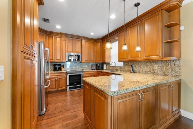 6182 Osprey Terrace, Coconut Creek, FL 33073