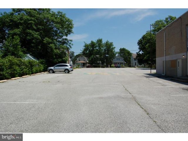 15 VIRGINIA AVE, Westmont, NJ 08108